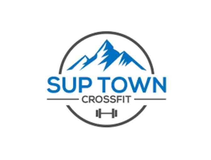 Fit & Fierce Fitness Basket with Bolder Boulder Entry