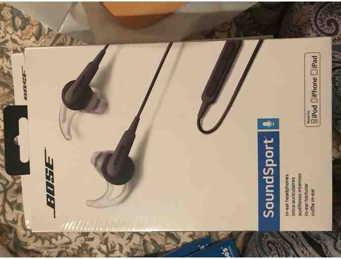 Chillin' with all the Frills!