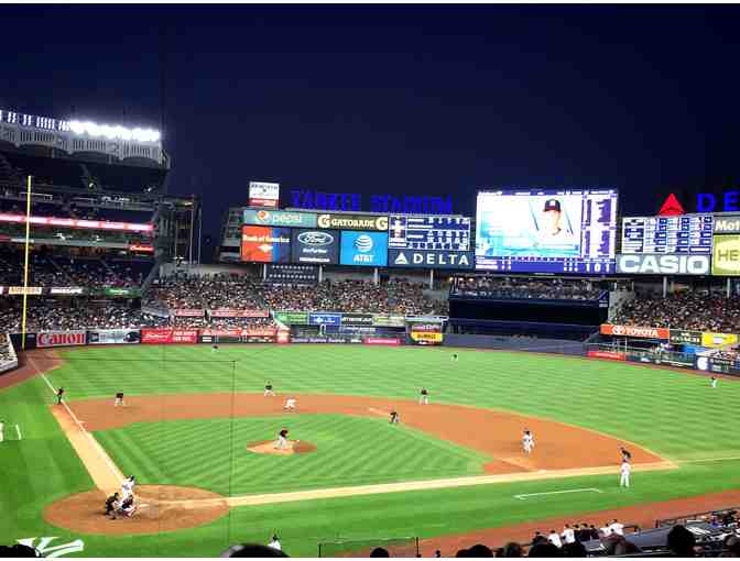 Yankees Delta Skybox - 4 Tickets!