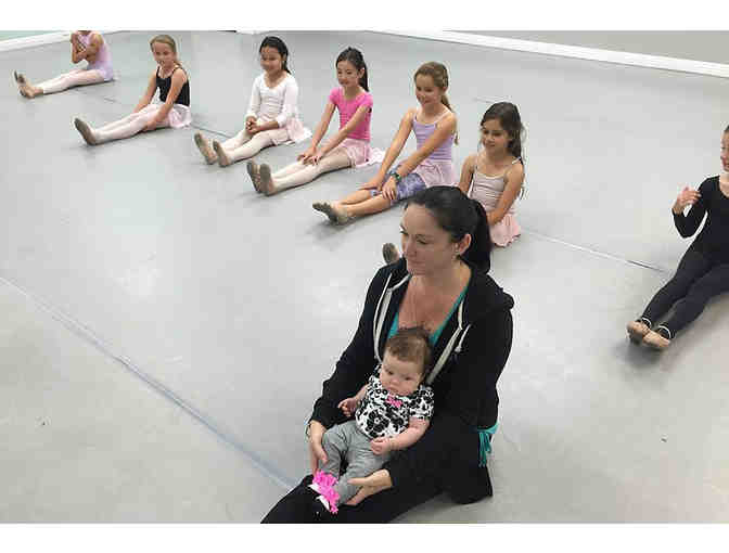 One month of children's dance classes