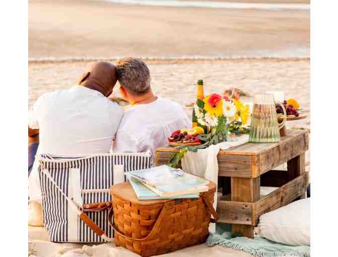 BeachBabes Butler Elegant Beach Picnic - Photo 1