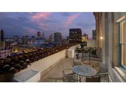 Presidential Suite at Courtyard San Diego Downtown + Breakfast for 2 + Valet Parking