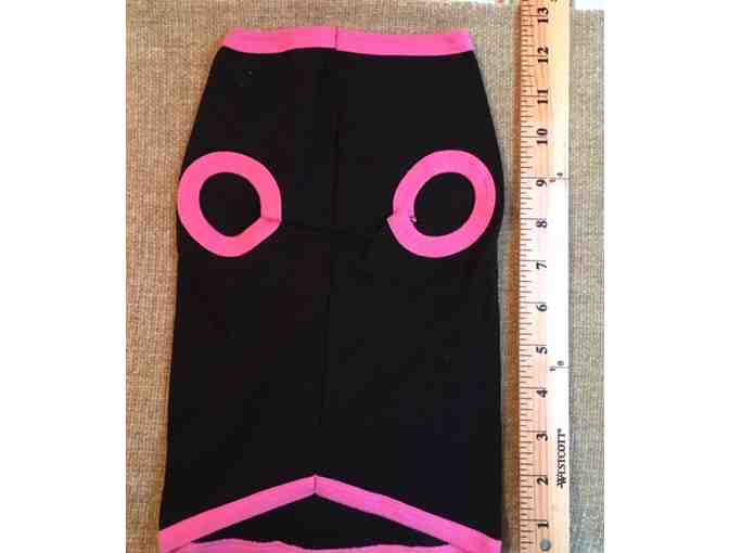 Dachshund T-shirt (Itzy Bitzy) Size LARGE (20-28 pounds)