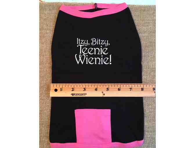 Dachshund T-shirt (Itzy Bitzy) Size LARGE (20-28 pounds)