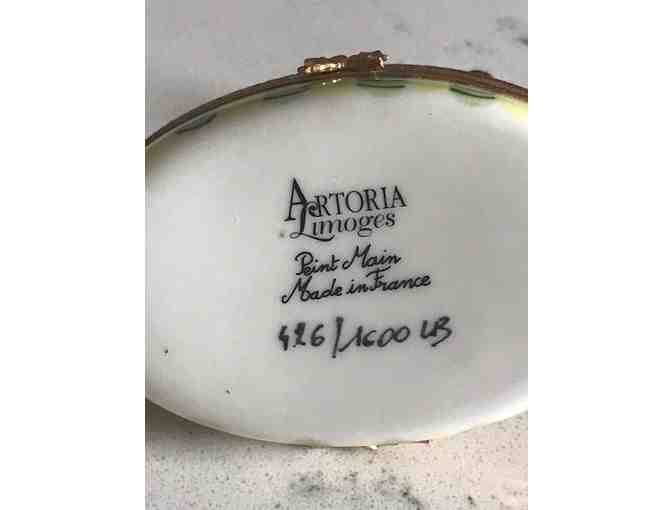 Artoria Limoges Glass Trinket Box - Artist signed and numbered!! VINTAGE