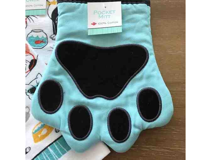 Cat Theme Kitchen Towels & Oven Mitt