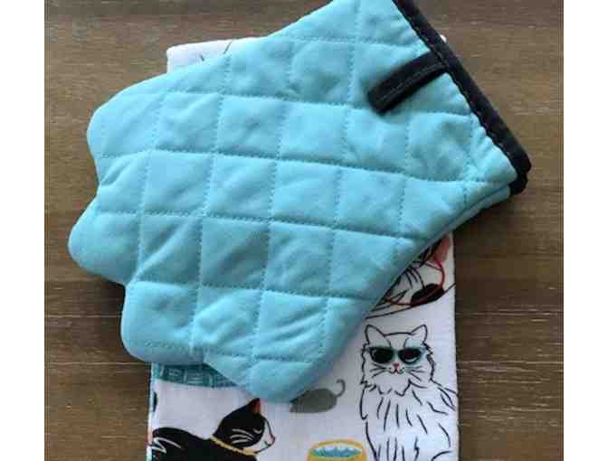 Cat Theme Kitchen Towels & Oven Mitt