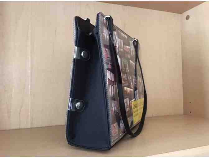 Purse~~Fun purse with snaps to be able to customize with your photos!