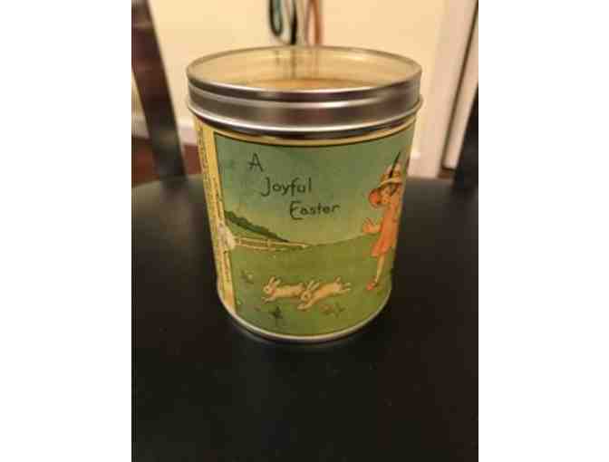 Aunt Sadie's 'A Joyful Easter' 4' candle