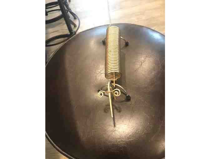 Metal dachshund shaped memo/letter holder