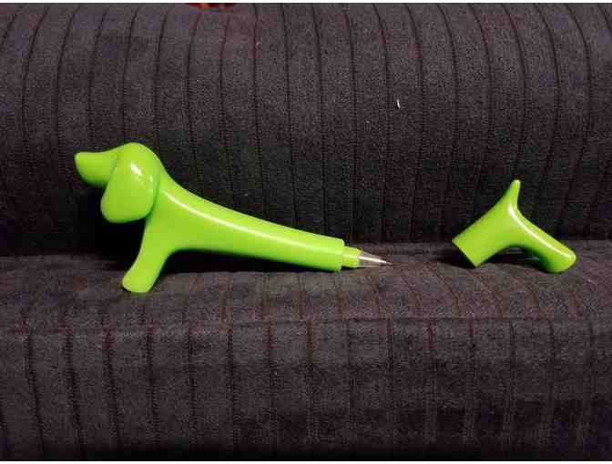 Dachshund Pen (green)