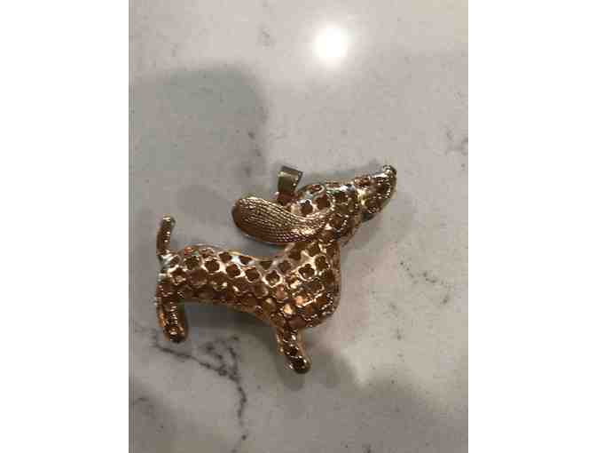 Betsy Johnson Dachshund Pendant - Teal