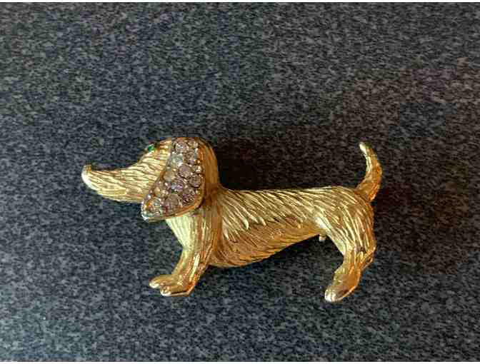 Brooch - 1970's Vintage Dachshund Brooch with Rhinestone/Crystals! Signed SAO!