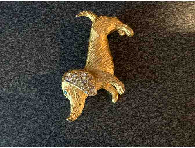 Brooch - 1970's Vintage Dachshund Brooch with Rhinestone/Crystals! Signed SAO!