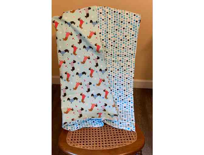 Blanket - Dog or Baby Blanket of 100% Cotton Flannel - Blue background with Dachshunds!!
