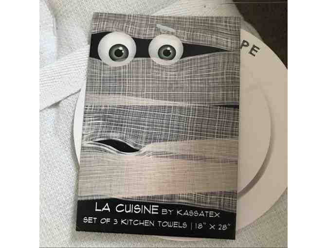 Kitchen Towels! Set of 3 Happy Wagoween Kitchen Towels - La Cuisine by Kassatex
