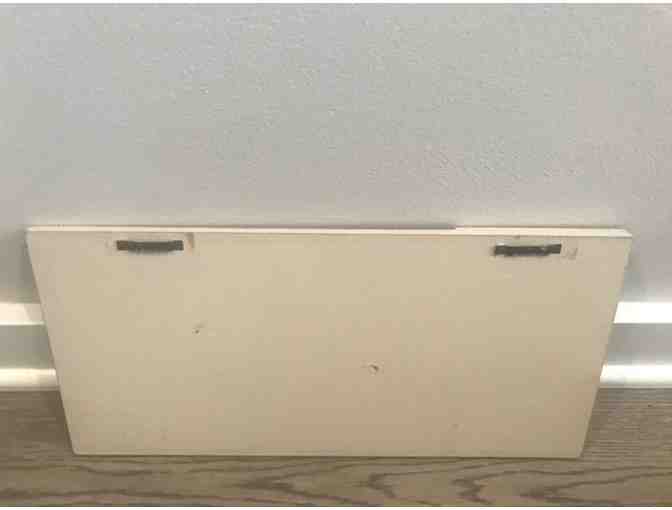 Dance, Sing, Live sign