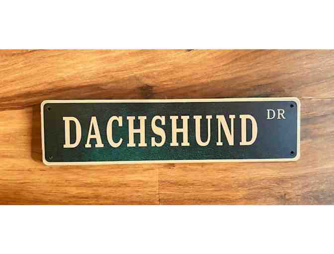 Aluminum Dachshund Dr Sign - 15.5" x 4" - Photo 1