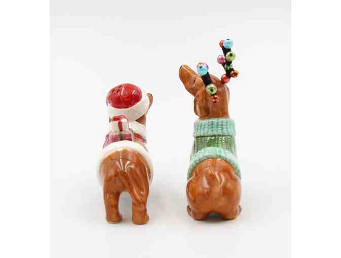 Christmas Dachshund Ceramic Salt and Pepper Shakers!