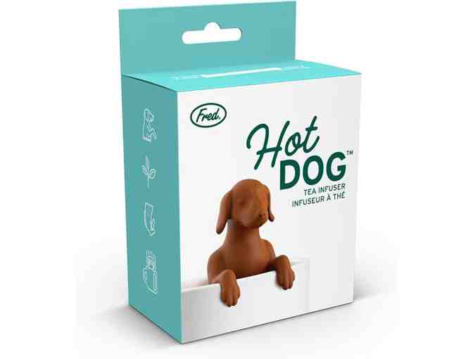 Hot Dog Tea Infuser with an Apple Pie a la Mode Tea Sampler