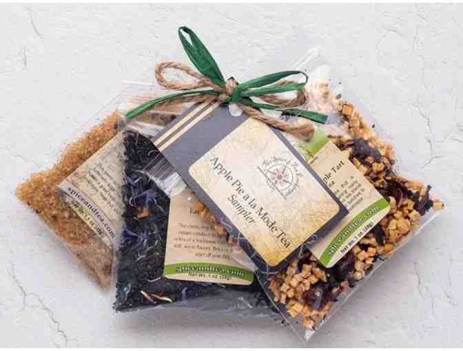 Hot Dog Tea Infuser with an Apple Pie a la Mode Tea Sampler