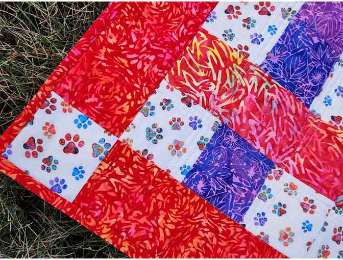 BUY A CHANCE TO WIN! Gorgeous Handmade Quilt created by Nancy McKee (Max 100 tickets)