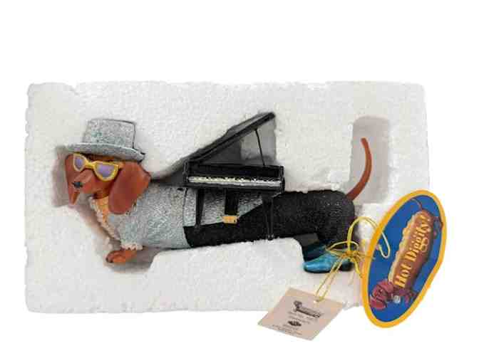 Hot Diggity Dog Dachshund 'Weinerachi' #16572 - with box and both tags!