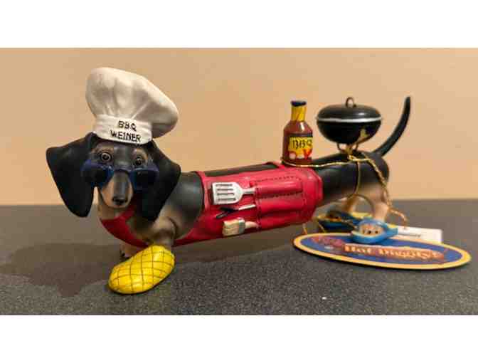 Hot Diggity Dog Dachshund 'BBQ Weiner' #16550 - with box and both tags!