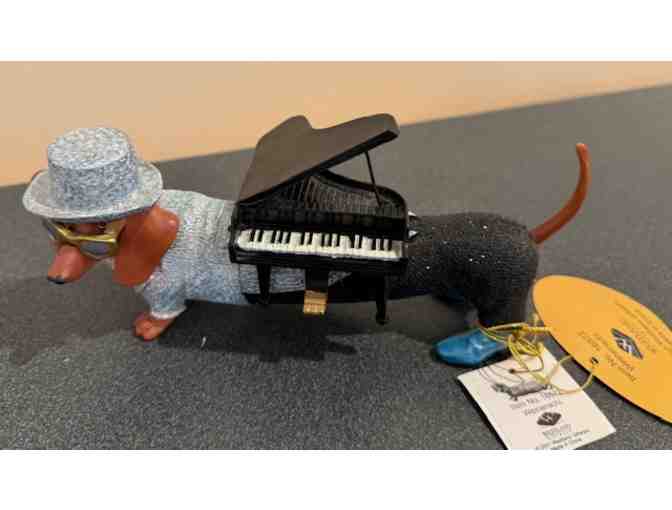 Hot Diggity Dog Dachshund 'Weinerachi' #16572 - with box and both tags!