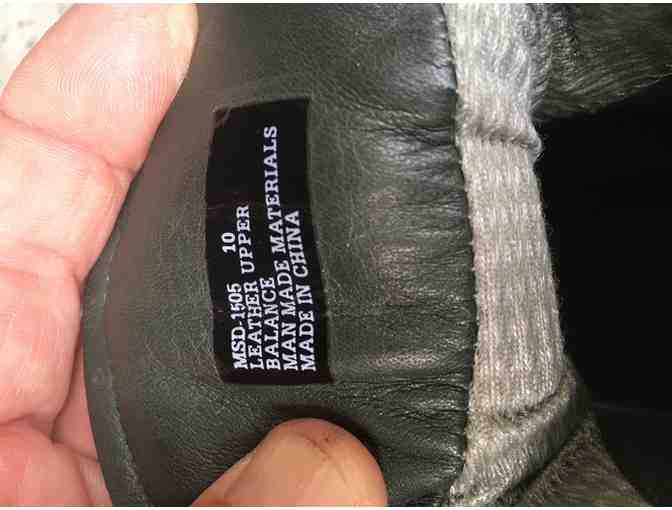 Men's Vasque boots, like new condition