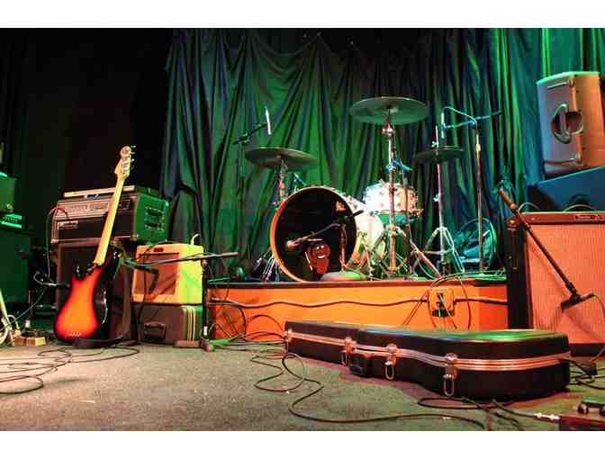 Enjoy craft beer and more courtesy of Yucca Tap Room