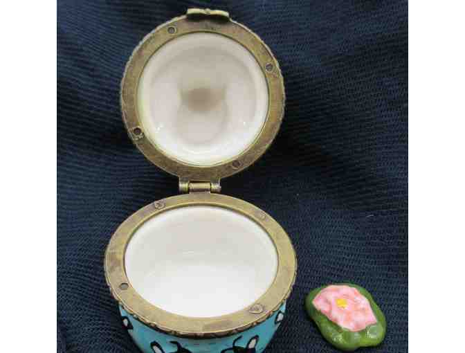 Frog on a Lily Pad Trinket Box