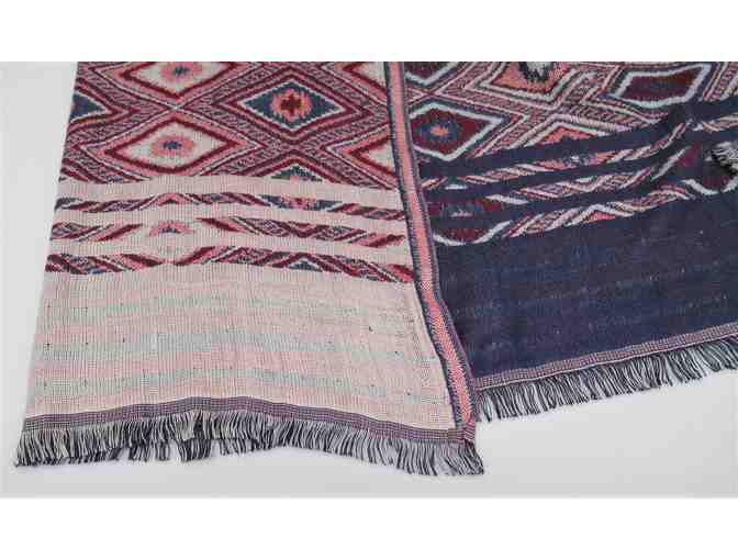 Reversible Diamond-Pattern Scarf