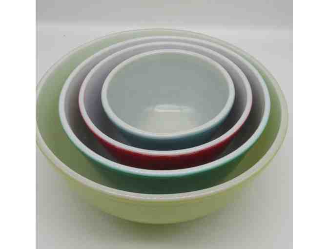 Vintage Pyrex Bowl Set - Photo 1