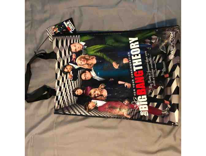 The Big Bang Theory Pillow Gift Set