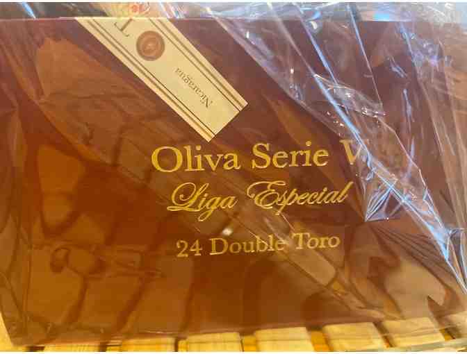 White Ash Cigar Gift Basket