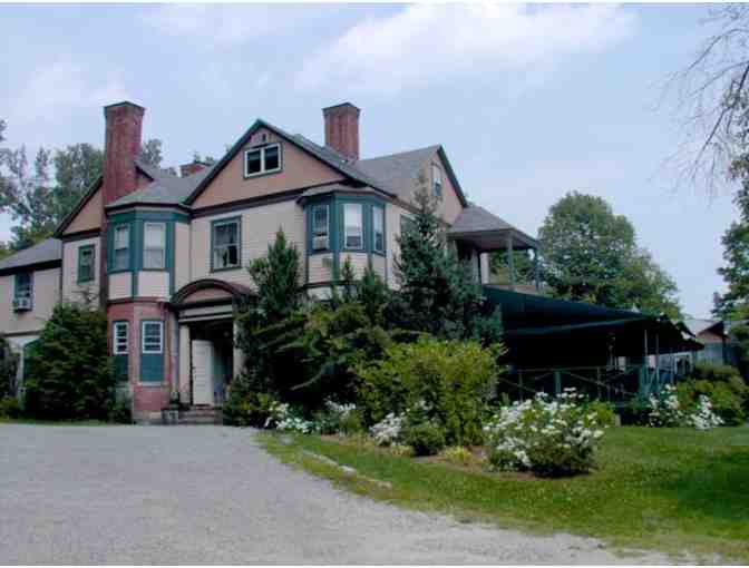 Two Night Stay at The Apple Tree Inn