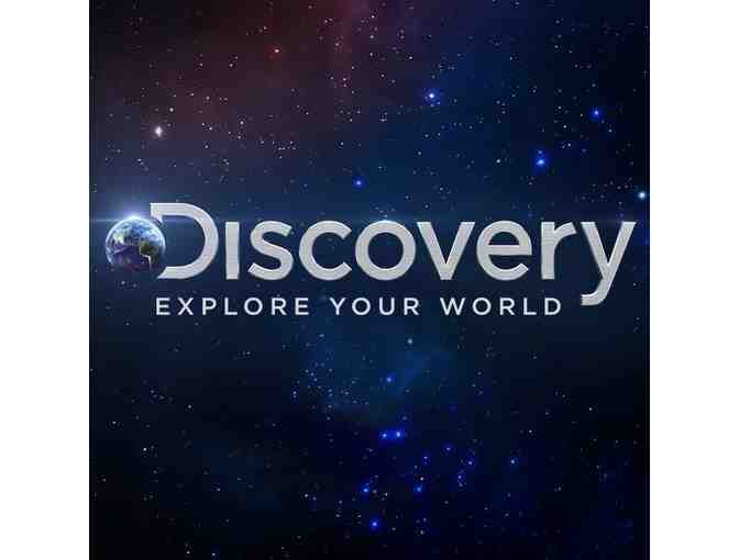 Discovery | HGTV Basket with book signed by Chip and Joanna Gaines