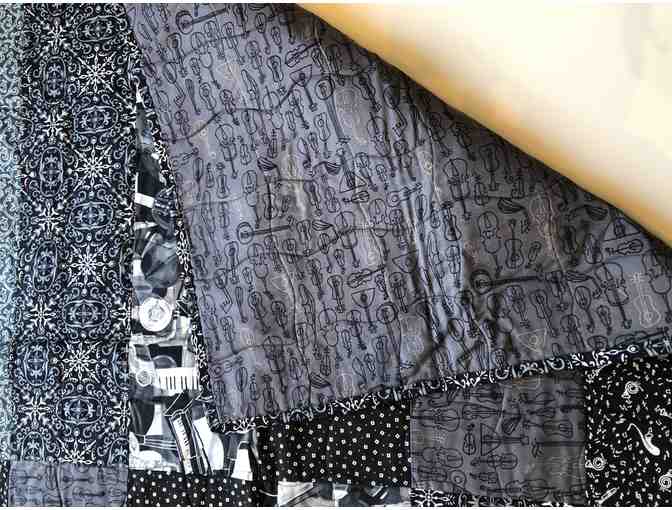 Homemade Quilt - Music Lovers!