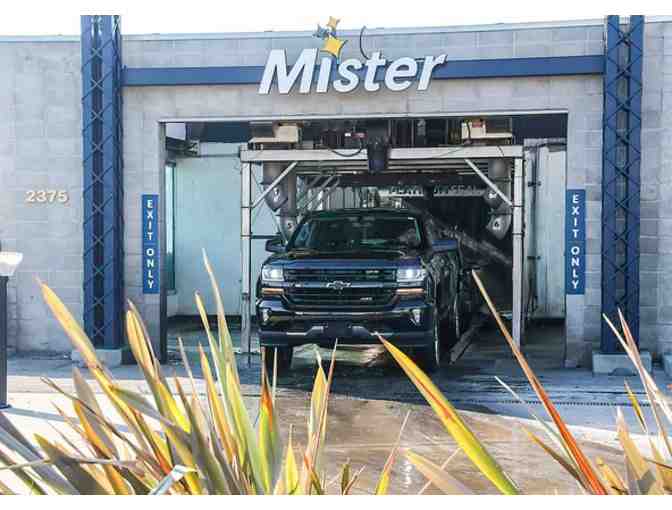 Platinum Exterior Wash at Mister Car Wash