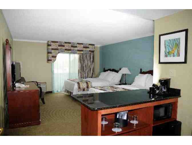 Zehnders Splash Village Water Park - Stay and Play