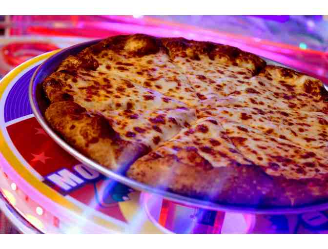 Pinz Bowling Party for Six with Pizza and Drinks