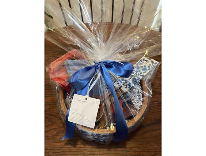 Savoir Faire Home Basket