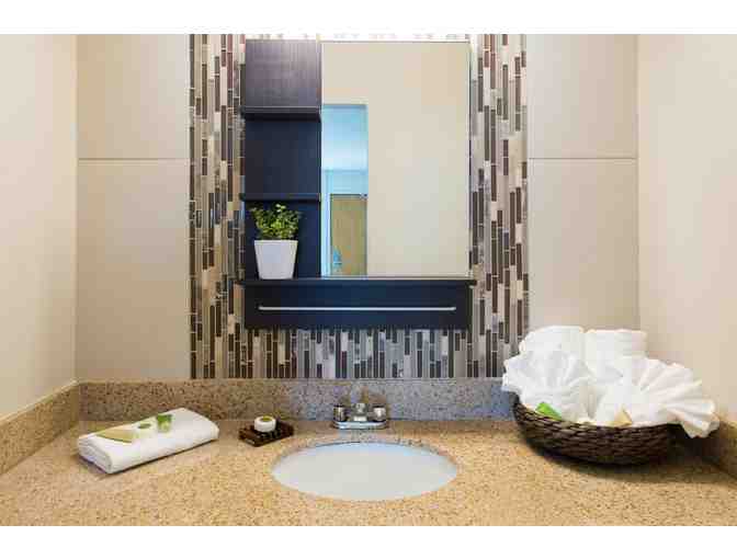 Oakland, CA - Inn at Temescal - Overnight Stay in Two Deluxe King Rooms