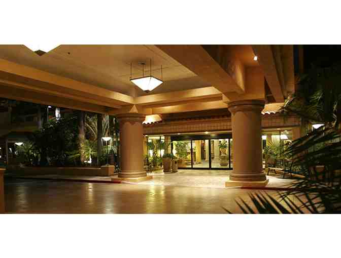Irvine, CA - Atrium Hotel - 2 night stay in deluxe pool view room with breakfast for two