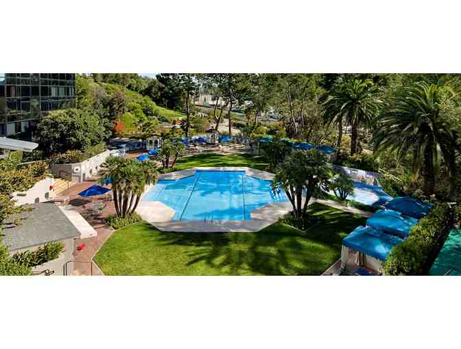 Los Angeles/Universal City - Hilton Universal - 2 night stay & 2 breakfasts for 2