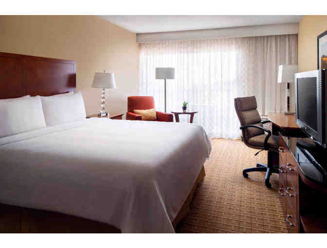 Santa Clara, CA - Marriott Santa Clara - 1 night wkend stay, self-parking, breakfast for 2