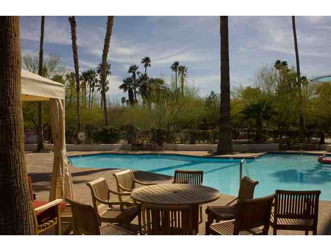 Borrego Springs, CA - La Casa Del Zorro - 2 nights, 2 welcome drinks, 2 American Breakfast
