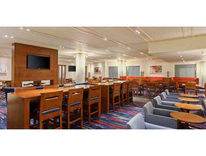 San Francisco, CA - Holiday Inn Express Fisherman's Wharf - 1 night stay w/ breakfast