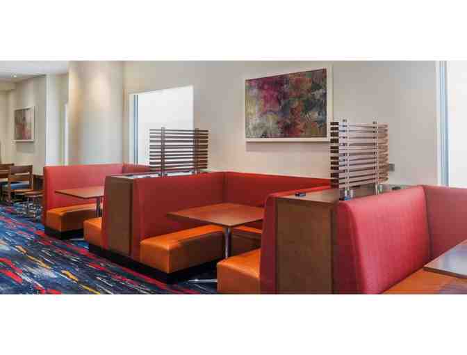 San Francisco, CA - Holiday Inn Express Fisherman's Wharf - 1 night stay w/ breakfast